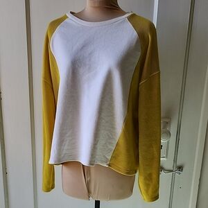 Zara White and Yellow/Chartreuse Raglan Pullover